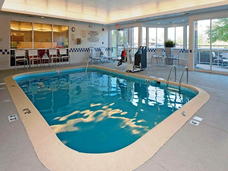 Fairfield Inn & Suites Bloomington Ngoại thất bức ảnh