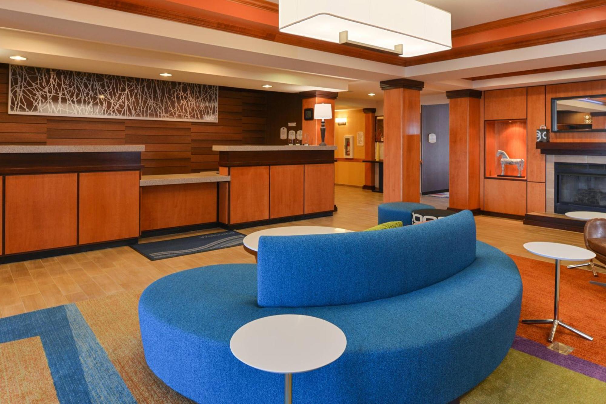 Fairfield Inn & Suites Bloomington Ngoại thất bức ảnh