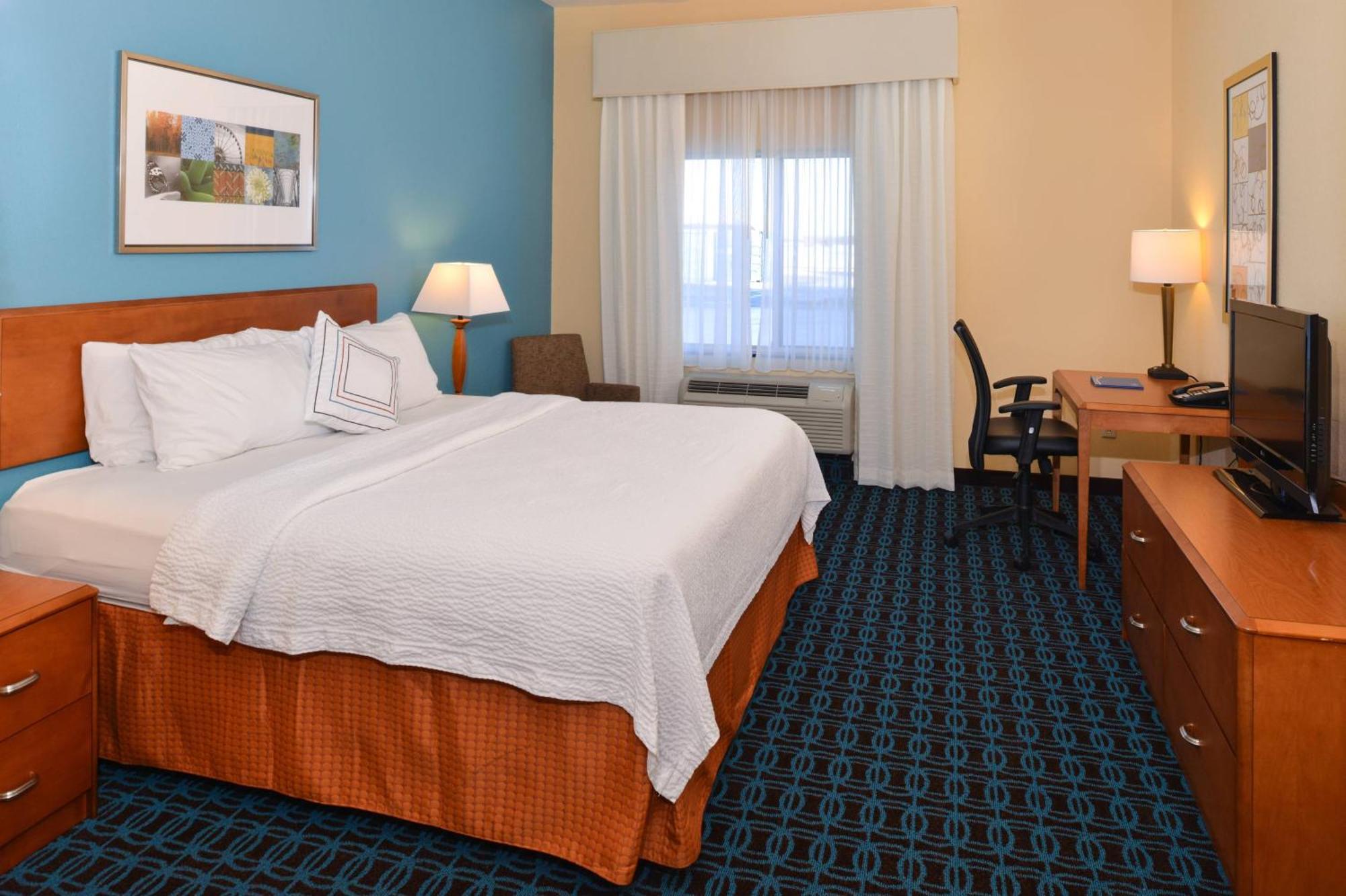 Fairfield Inn & Suites Bloomington Ngoại thất bức ảnh