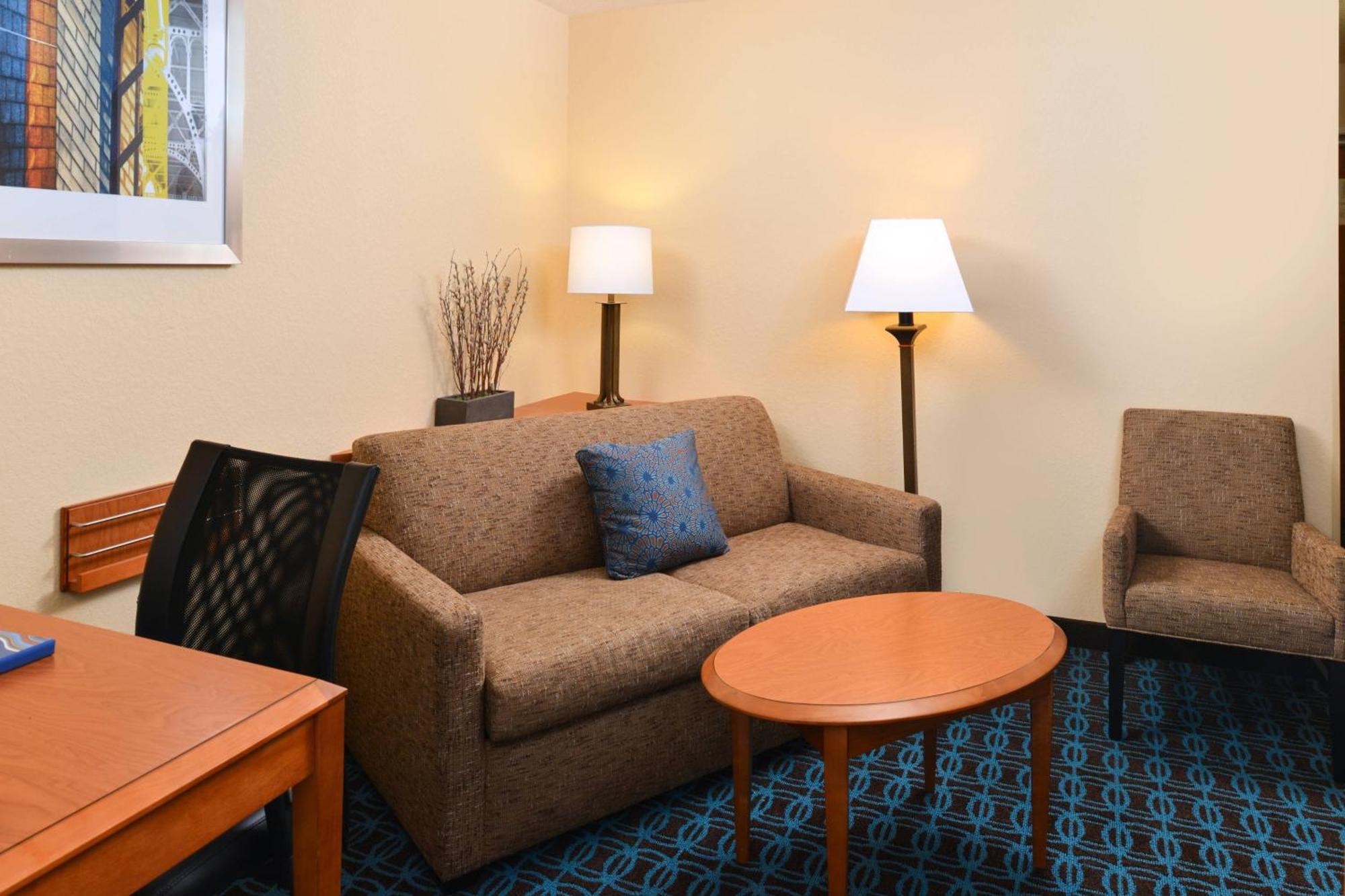 Fairfield Inn & Suites Bloomington Ngoại thất bức ảnh