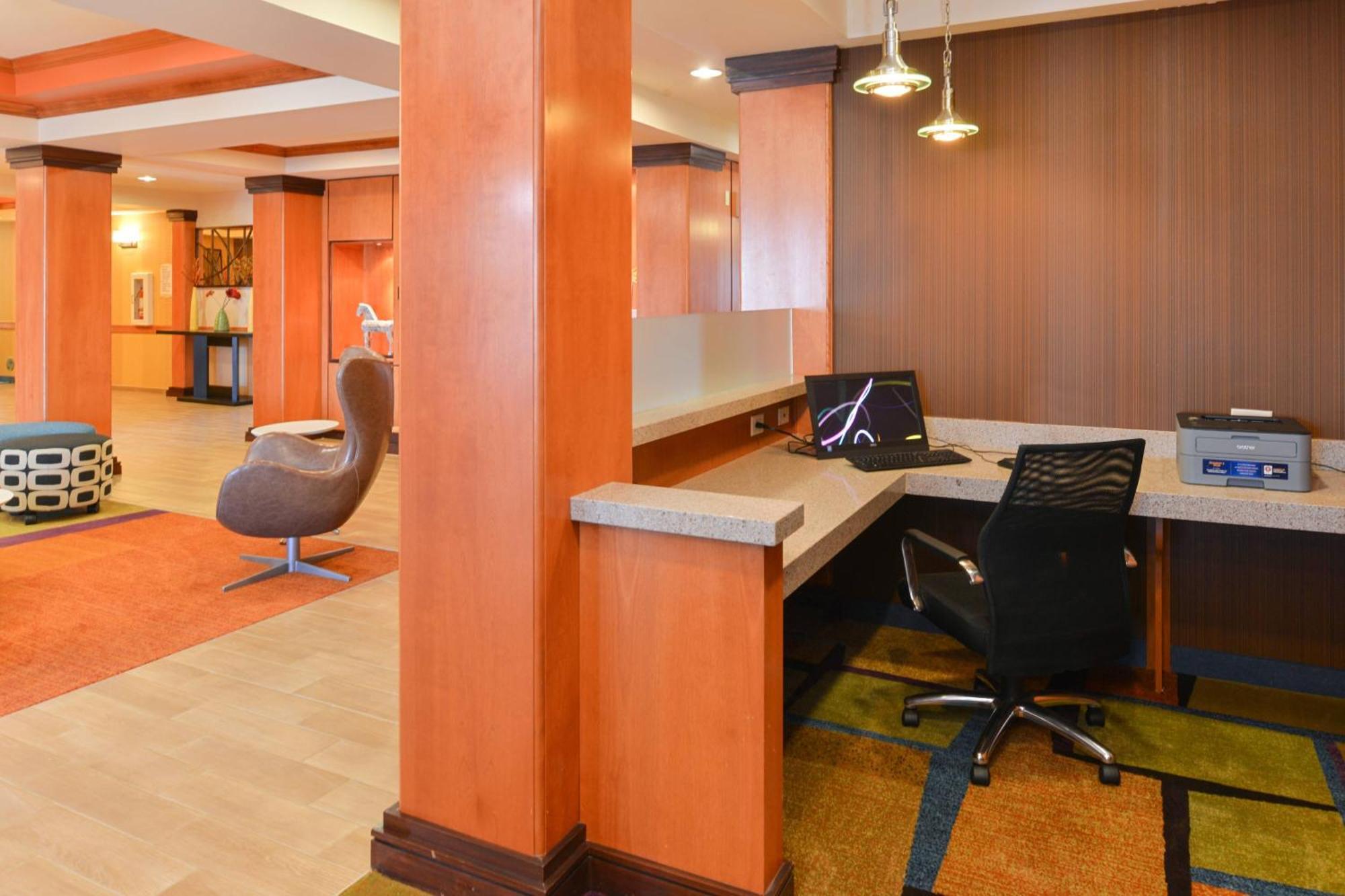 Fairfield Inn & Suites Bloomington Ngoại thất bức ảnh