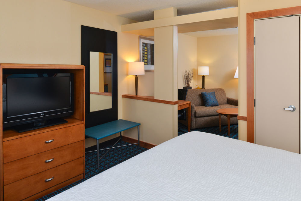Fairfield Inn & Suites Bloomington Ngoại thất bức ảnh